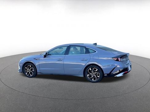 Used 2025 Hyundai Sonata SEL FWD image 9
