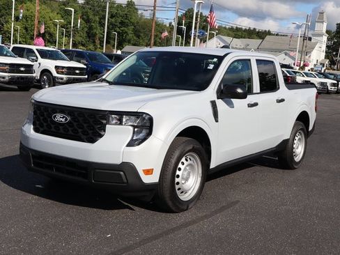 New 2025 Ford Maverick XL image 15