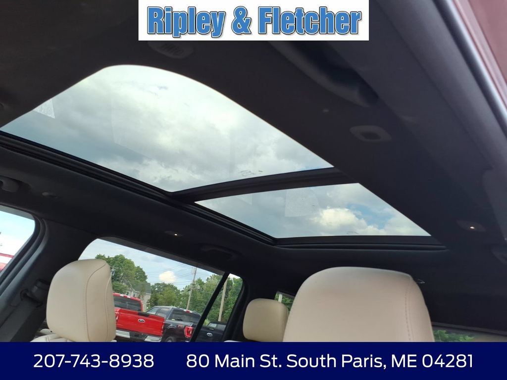 Used 2023 Jeep Grand Cherokee L Limited AWD/4WD image 14