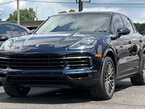Used 2021 Porsche Cayenne AWD/4WD image 13