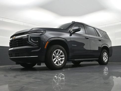 Used 2025 Chevrolet Tahoe LS RWD image 25