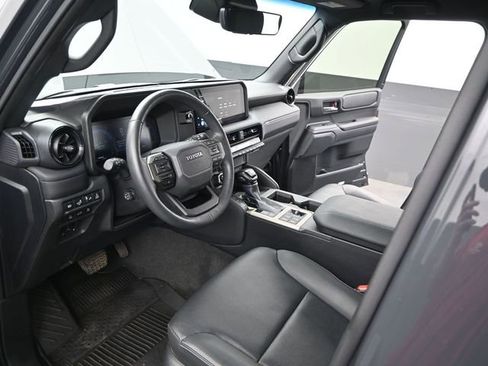 Used 2024 Toyota Land Cruiser image 6