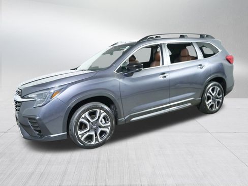 Used 2025 Subaru Ascent Touring w/ Popular Package #2 image 3