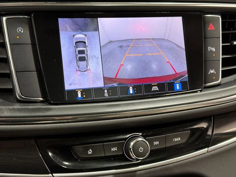 Used 2022 Buick Enclave Premium w/ Experience Buick Package image 37