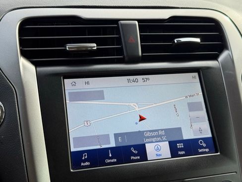 Certified 2020 Ford Fusion SE image 23