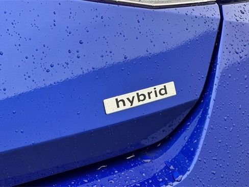 Used 2025 Hyundai Elantra SEL image 30