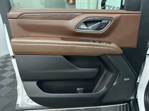 Used 2023 Chevrolet Tahoe High Country w/ Premium Package 2 image 16