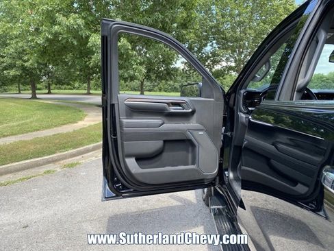 Used 2022 GMC Sierra 1500 SLT w/ SLT Premium Plus Package image 21