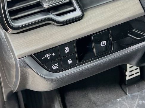 Certified 2025 Kia Sportage X-Line Prestige image 10
