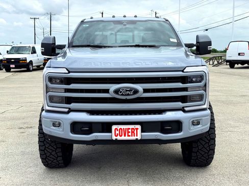 Used 2026 Ford F250 Platinum AWD/4WD image 4