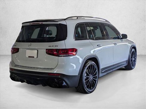 Certified 2022 Mercedes-Benz GLB 35 AMG 4MATIC image 5