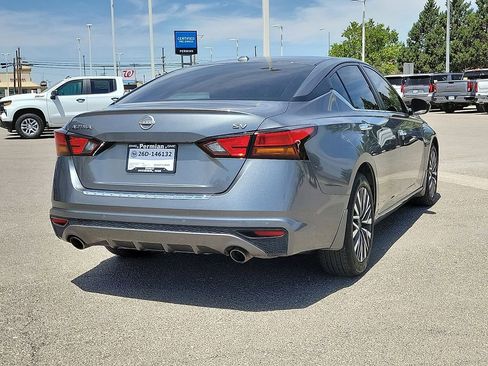 Used 2023 Nissan Altima 2.5 SV w/ SV Premium Package FWD image 10
