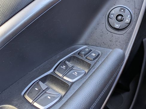 Used 2018 Hyundai Santa Fe Sport w/ 2.0T Ultimate Tech Package 05 image 21