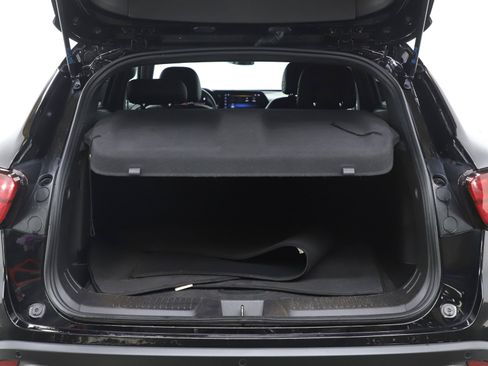 Used 2024 Chevrolet Trax RS FWD image 17