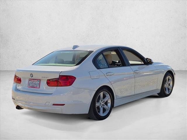Used 2013 BMW 328i Sedan RWD image 5