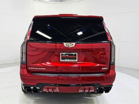Used 2023 Cadillac Escalade V AWD/4WD image 7