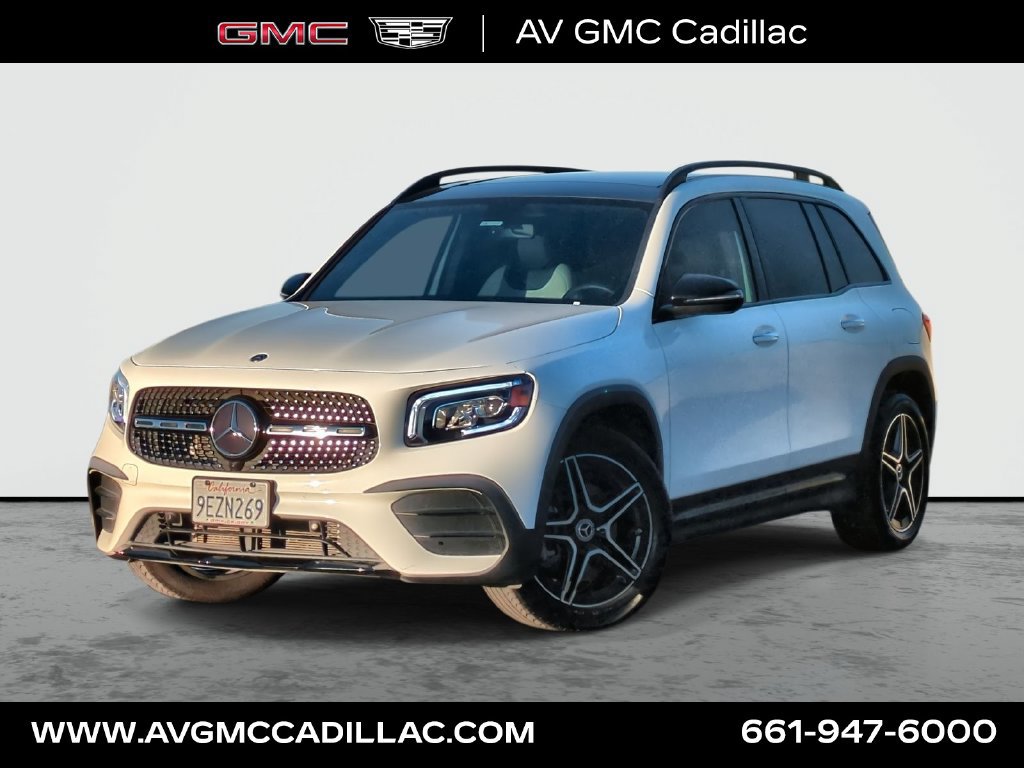 Used 2023 Mercedes-Benz GLB 250 4MATIC image 1
