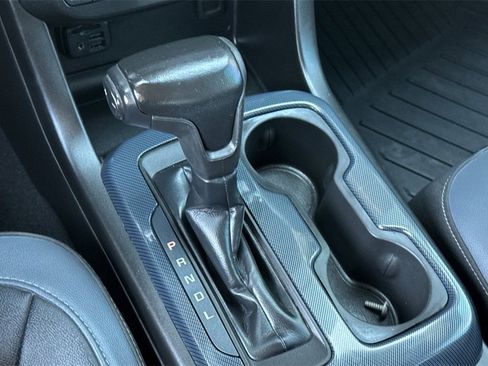 Used 2020 Chevrolet Colorado Z71 w/ Z71 Midnight Edition image 20