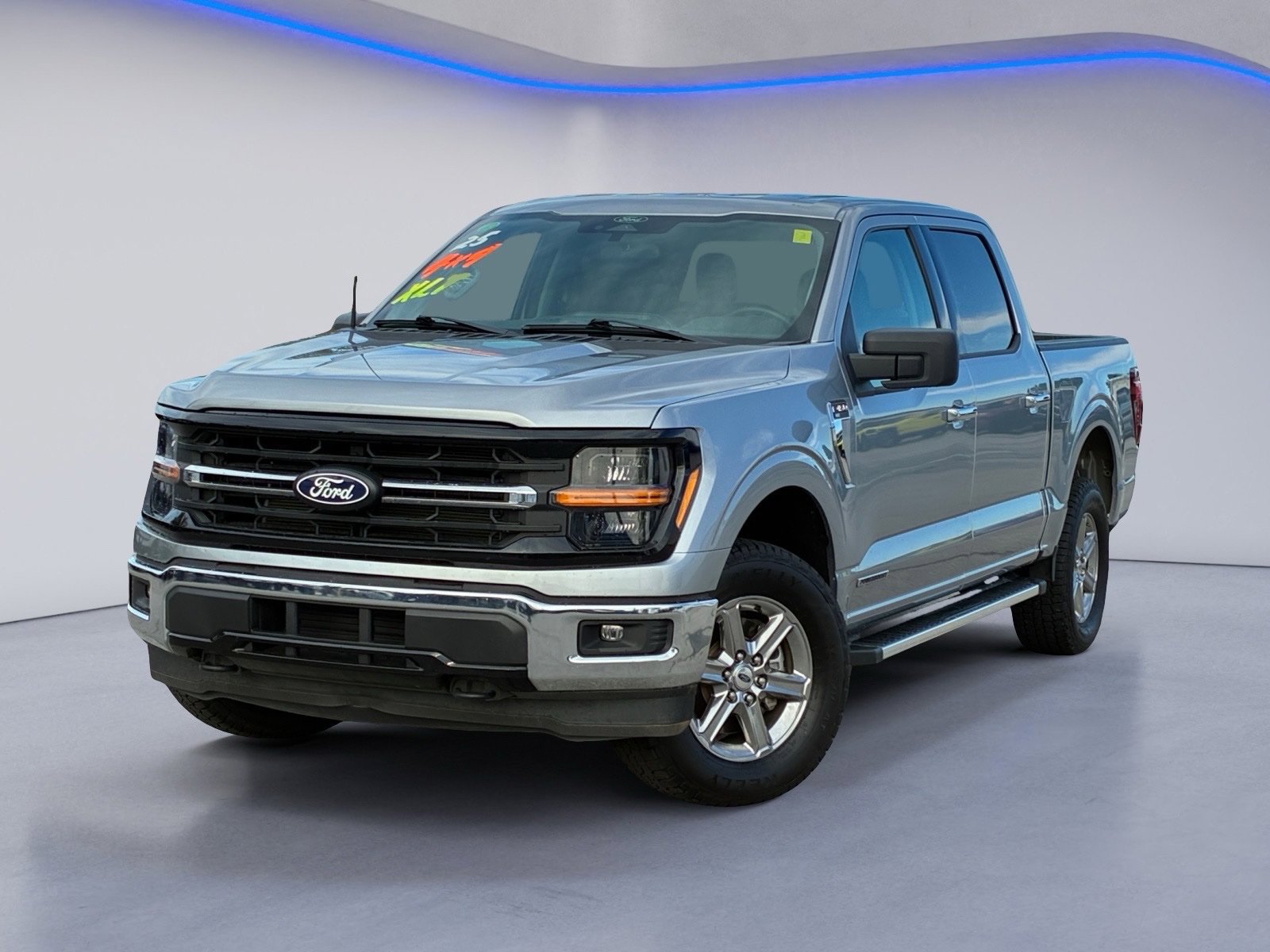 Used 2025 Ford F150 XLT w/ Equipment Group 301A Standard AWD/4WD image 2