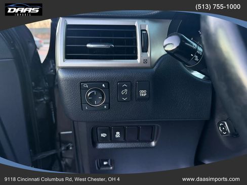 Used 2018 Lexus GX 460 Premium w/ Premium Package image 39