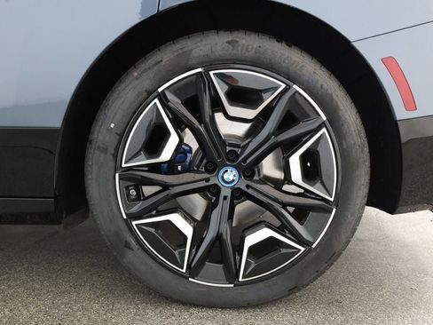 Used 2023 BMW iX M60 w/ Executive Package image 7