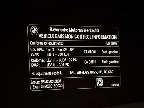 Used 2025 BMW 840i w/ M Sport Professional Package image 39