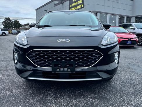 Used 2021 Ford Escape SEL image 2