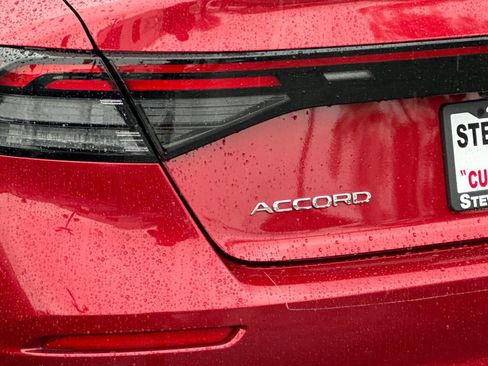 Used 2025 Honda Accord LX image 25