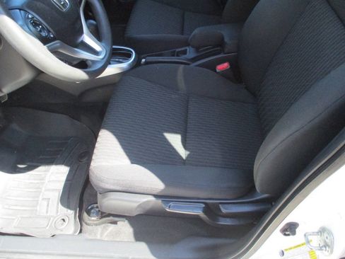 Used 2018 Honda Fit EX image 5