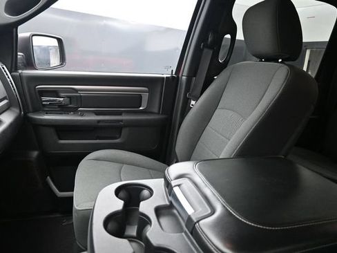 Used 2024 RAM 1500 Warlock AWD/4WD image 35