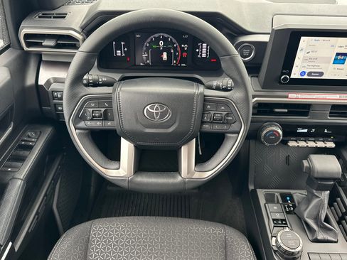 Certified 2025 Toyota 4Runner SR5 image 14