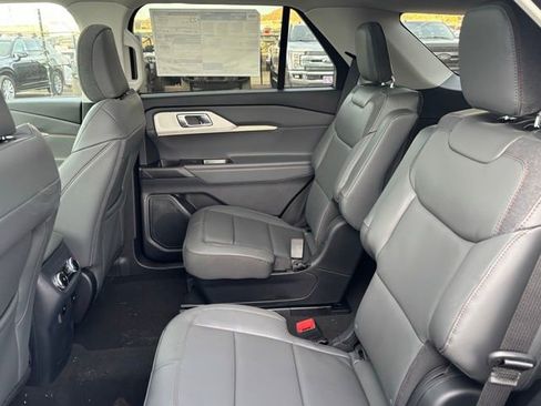 New 2026 Ford Explorer Active w/ Active Comfort Package image 14