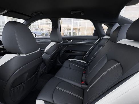 New 2026 Kia K5 GT-Line image 41