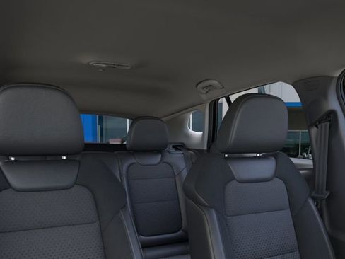 New 2026 Chevrolet Trax LT w/ Driver Confidence Package FWD image 24