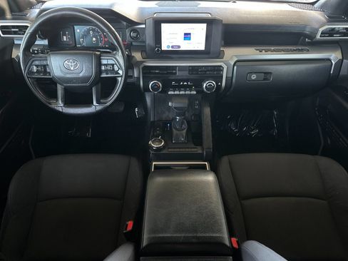 Used 2024 Toyota Tacoma SR5 AWD/4WD image 12