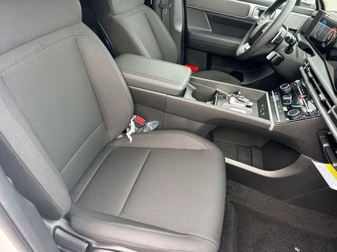 New 2026 Hyundai Santa Fe SE image 13