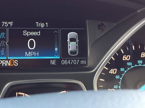 Used 2014 Ford Escape Titanium FWD image 16