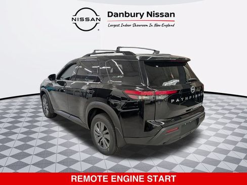 Certified 2025 Nissan Pathfinder SV AWD/4WD image 6
