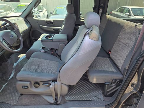 Used 2002 Ford F150 2WD SuperCab image 8