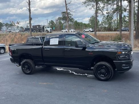 Used 2025 RAM 2500 Tradesman w/ Bed Convenience Group image 10