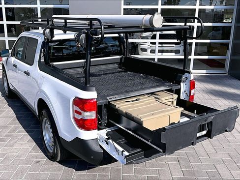 Used 2025 Ford Maverick XLT w/ Equipment Group 302A image 35