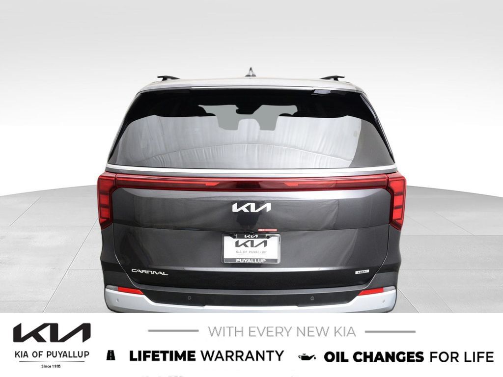 New 2027 Kia Carnival EX FWD image 6