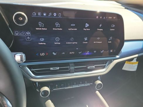 Used 2026 Chevrolet Equinox EV LT FWD image 13