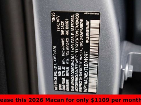 Certified 2026 Porsche Macan image 44