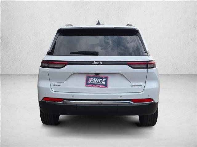 Used 2023 Jeep Grand Cherokee Laredo w/ Trailer Tow Prep Group (B) AWD/4WD image 7