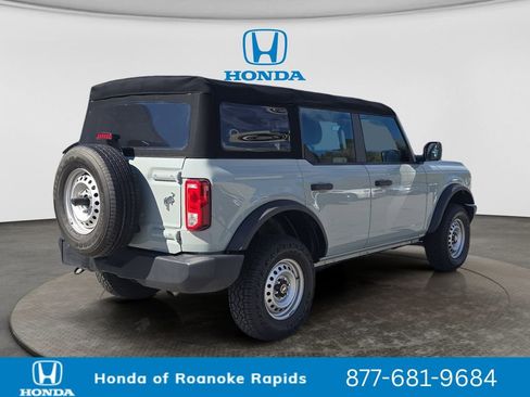 Used 2022 Ford Bronco 4-Door AWD/4WD image 5