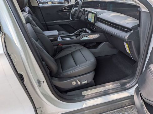 New 2026 Lincoln Nautilus Premier AWD/4WD image 31