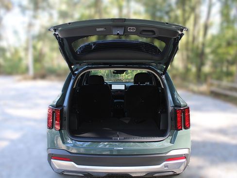 New 2026 Kia Sorento EX image 9