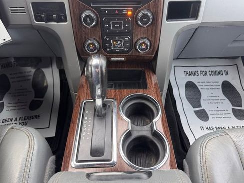 Used 2013 Ford F150 Lariat w/ Lariat Chrome Pkg image 18