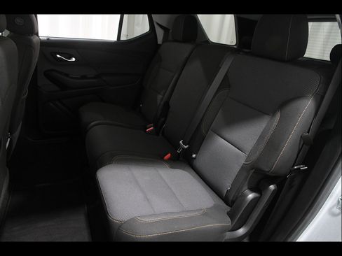 Certified 2020 Chevrolet Traverse LS FWD image 18